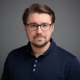 Julian Billinger Headshot